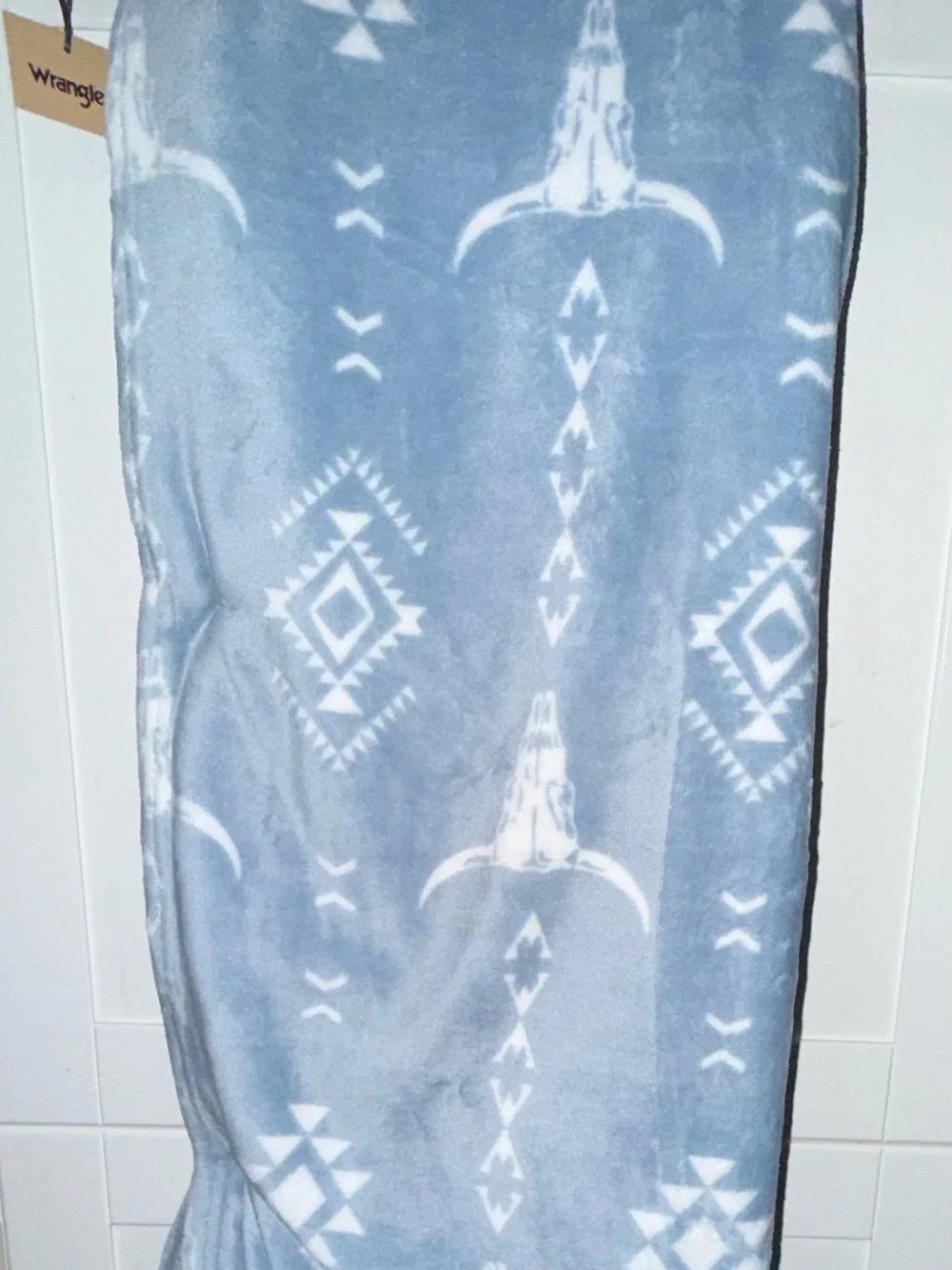 NEW Wrangler Oversized Ultra Plush Throw 60x70 Light Blue Aztec Steer Cow Skull